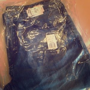 - Men’s NWT Express classic boot cut jeans. …